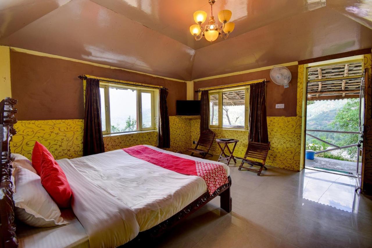 Oyo 43476 Vatika Resort Шимла Экстерьер фото